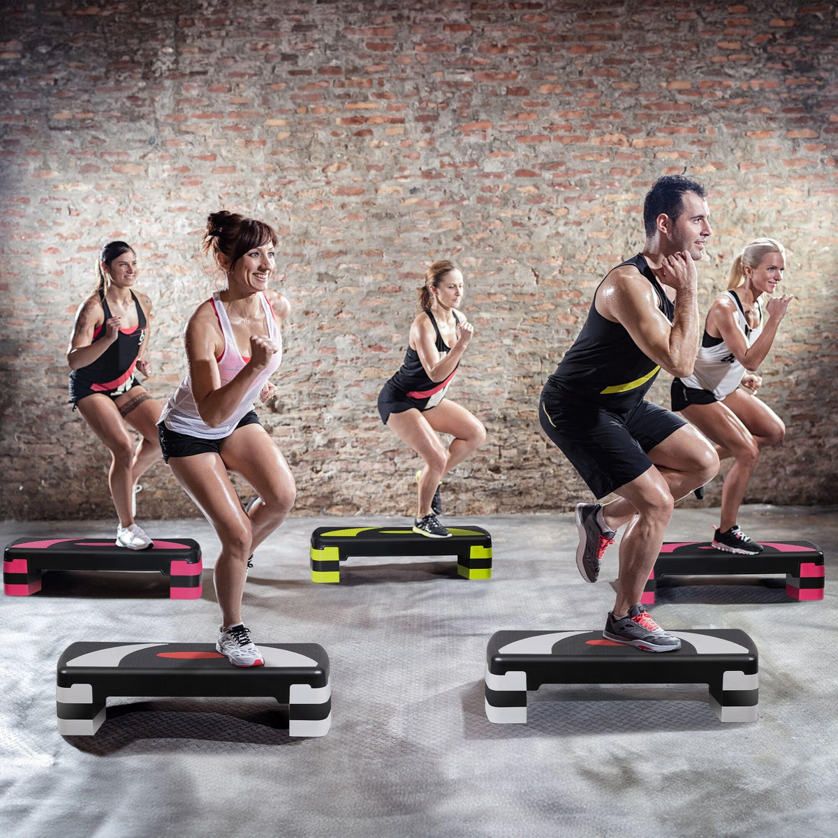 31" Adjustable Aerobic Step Platform with 4 Stackable Risers Y231482